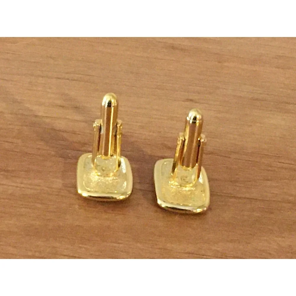 Vintage Goldtone Diagonally Striped Black/Gold Rectangular CUFFLINKS